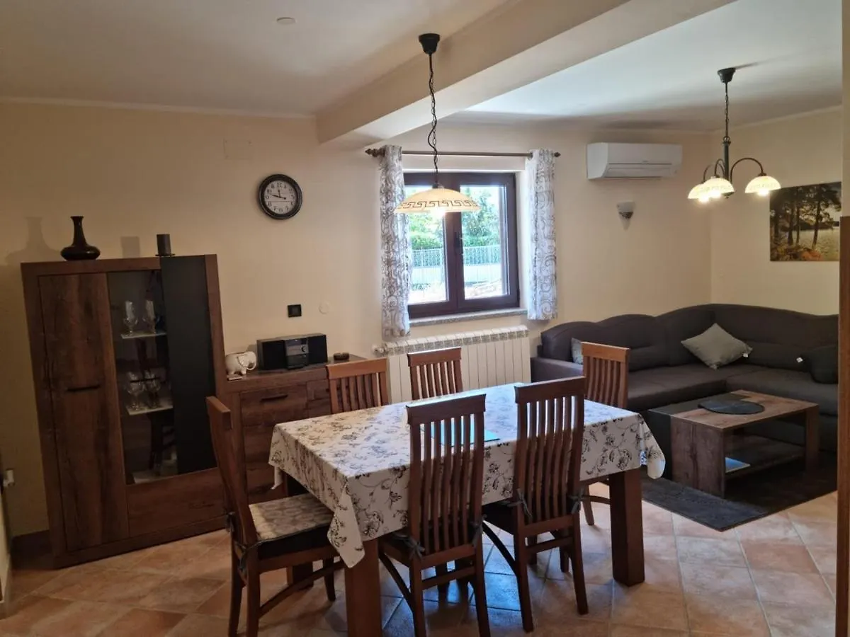 Apartment Markovic Vizinada Croatia